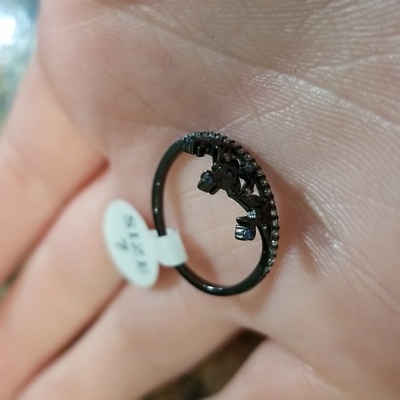 Fragrant Jewels Ring - Picture 3 of 8